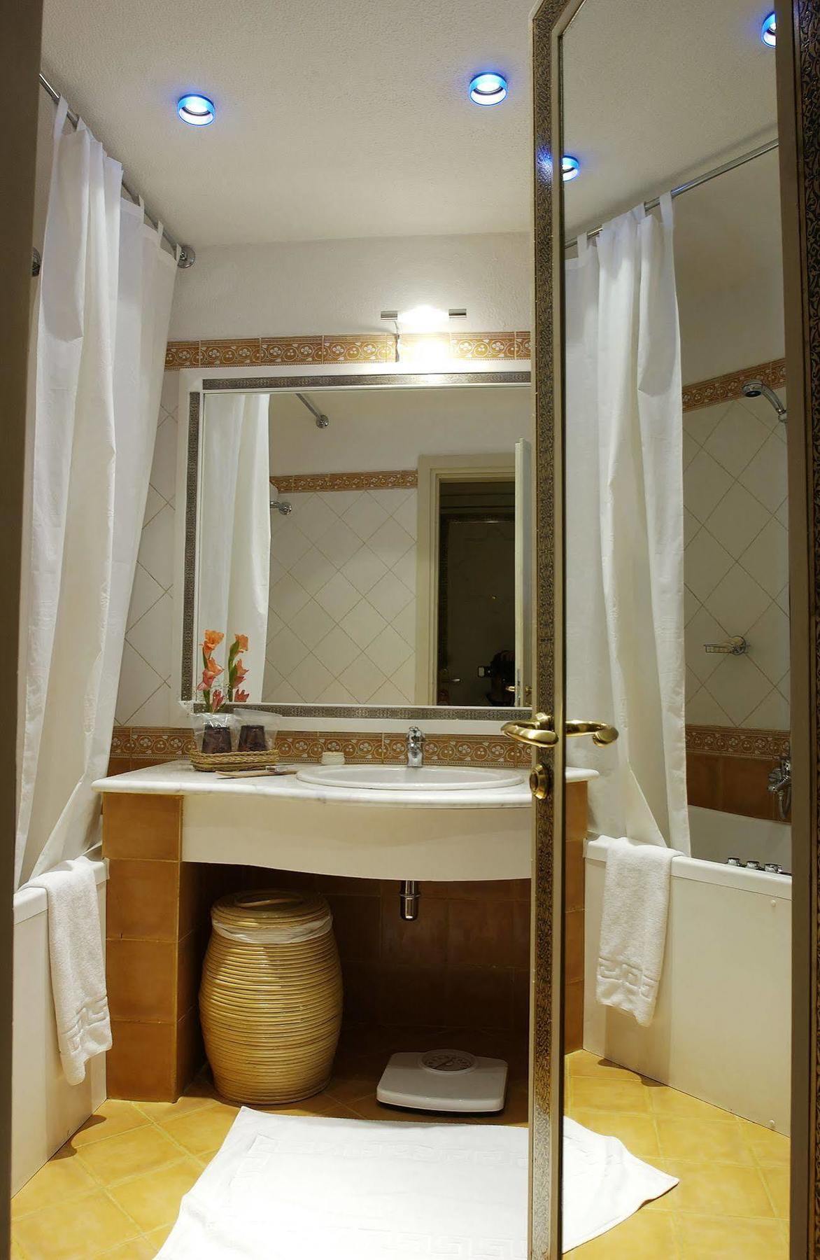 Domina Coral Bay Prestige Resort Sharm el-Sheikh Bagian luar foto